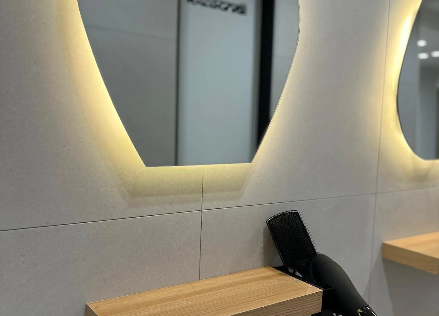 فندق Sleep Box سيول كوريا الجنوبية