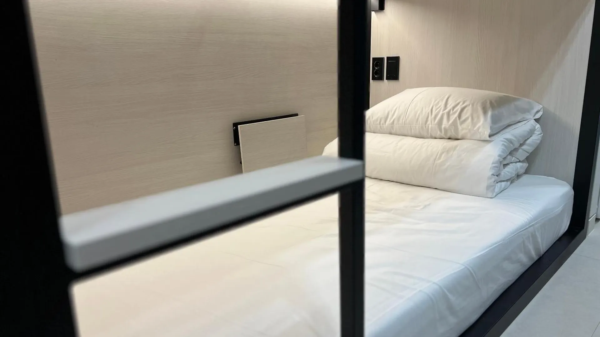 فندق-كبسولة فندق Sleep Box سيول